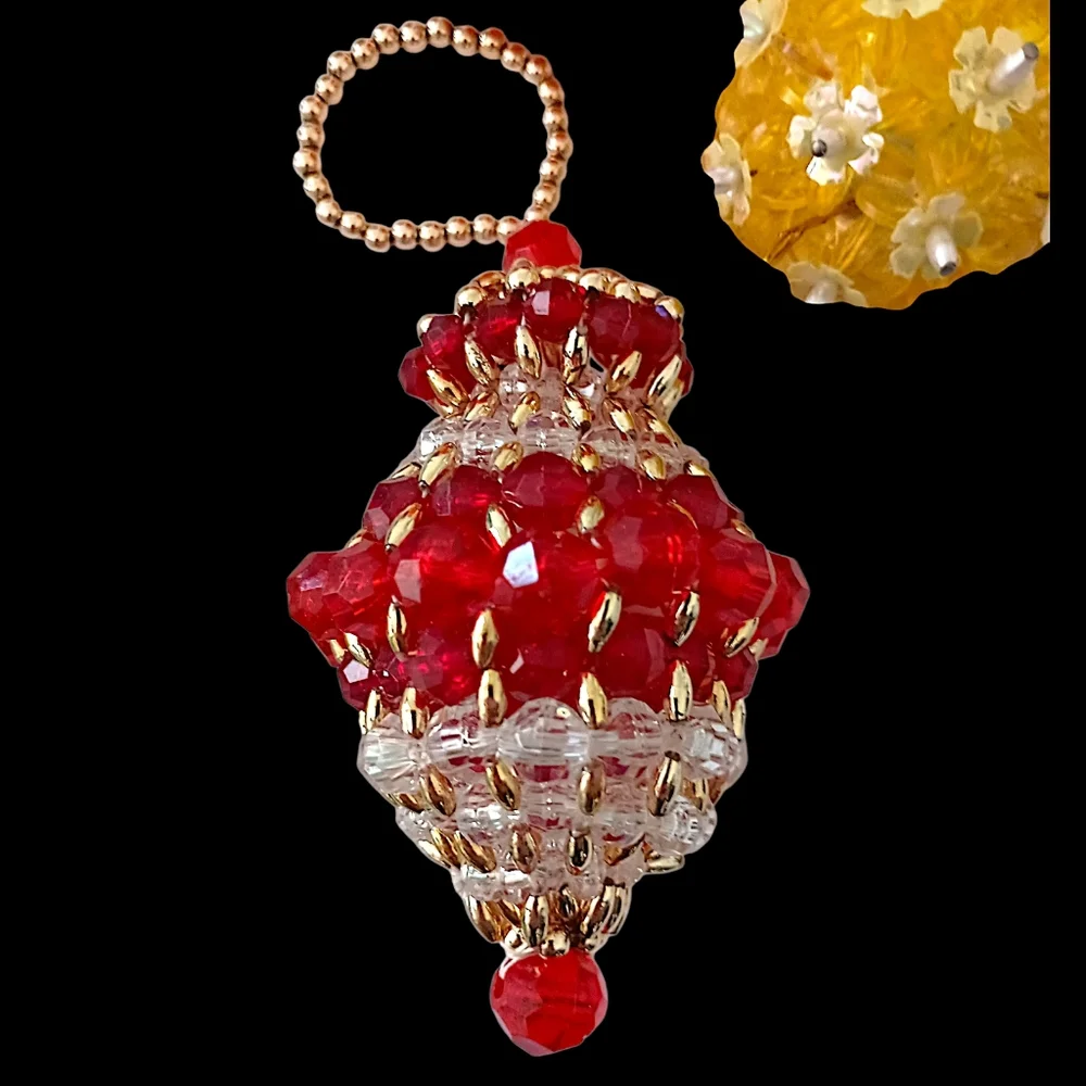 12 Vtg Acrylic Beaded Christmas Ornaments‎ Diorama With Figures Kitschy Pushpin